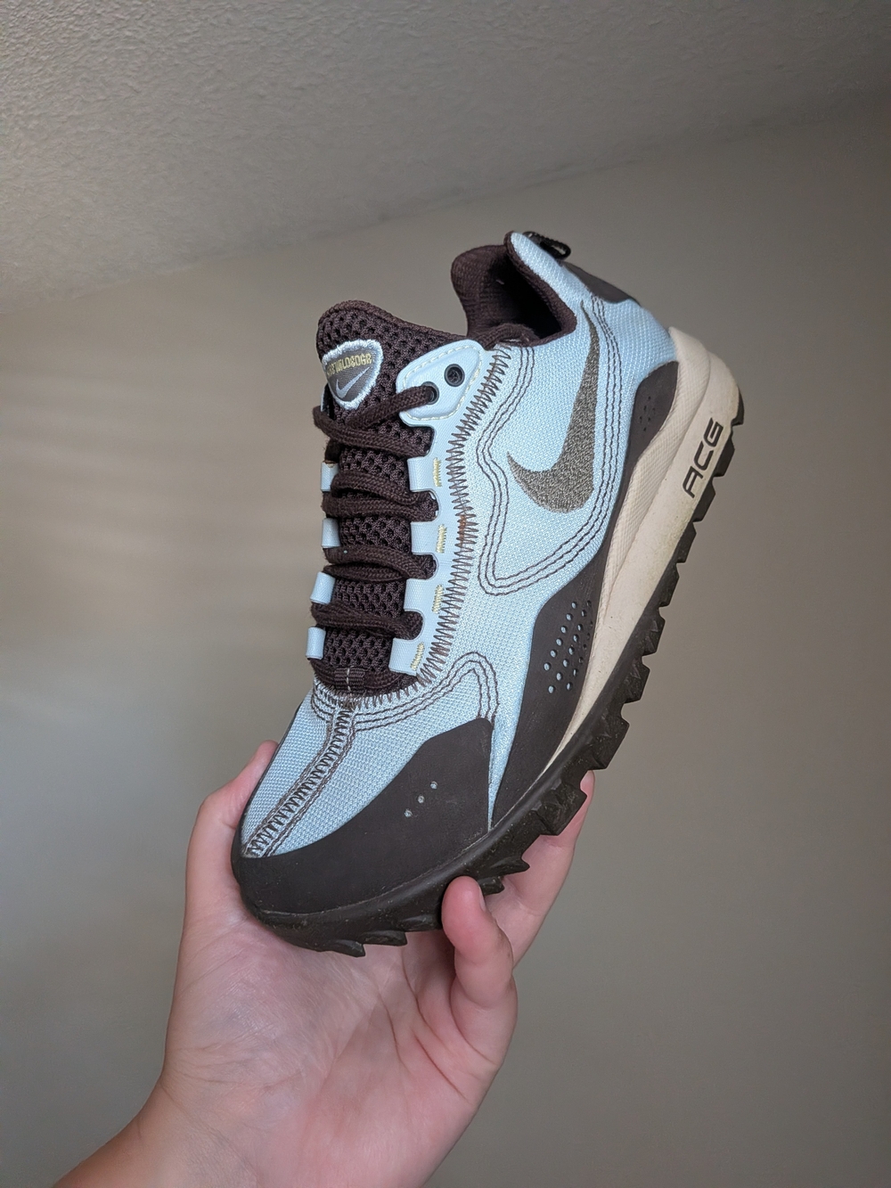 Nike Edge ACG Womens Light Blue and Brown Trail Shoe